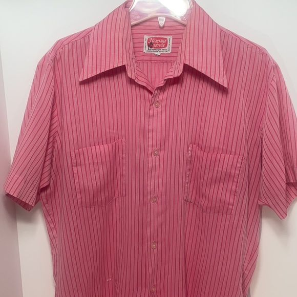 Vintage circa- 50's/60's Heritage House Casual Red Stripped Button Down Shirt! - Picture 4 of 11